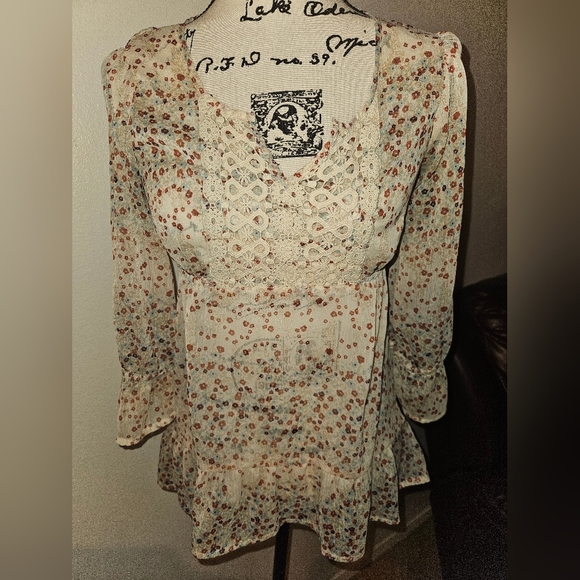 Decree Womans Sheer Long Sleeve Blouse Size S - Picture 1 of 14